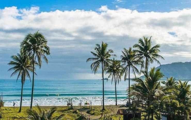 Pacific Waves Inn, Baler, Philippines