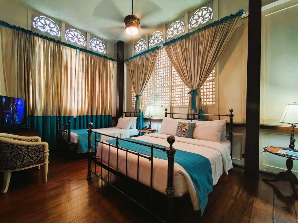 Paradores Del Castillo