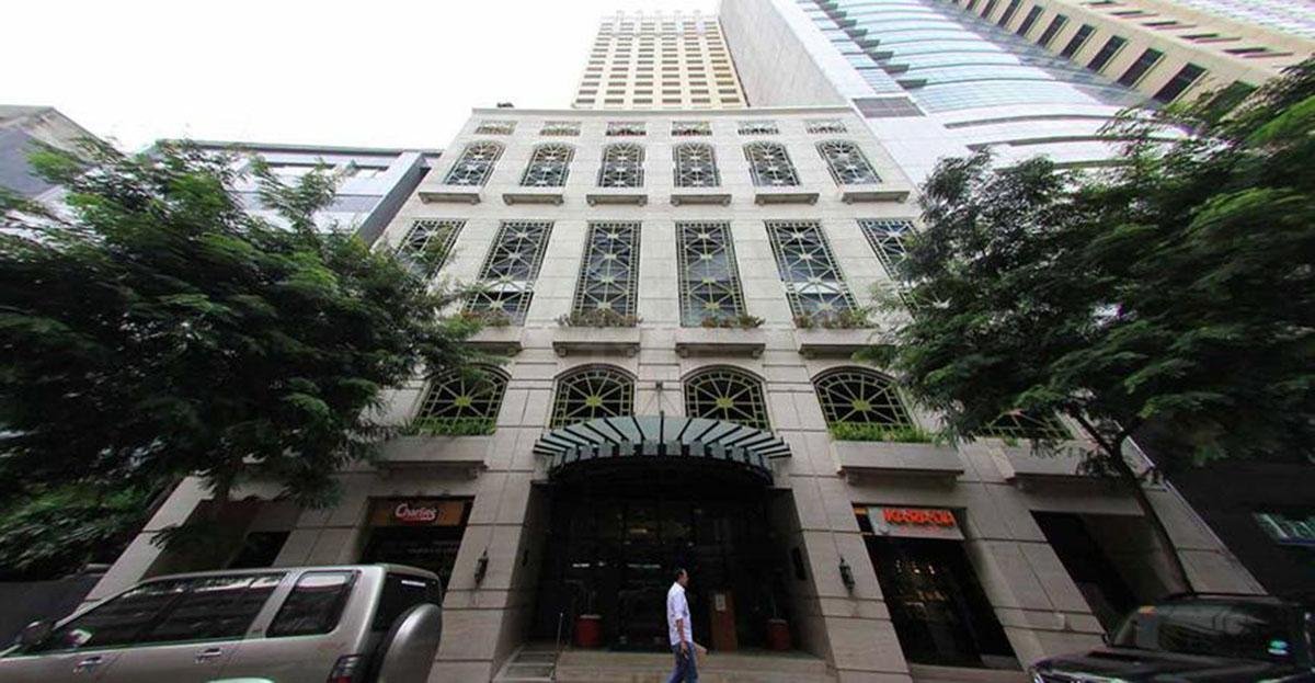 Paul's Greenbelt Radisson's Studio