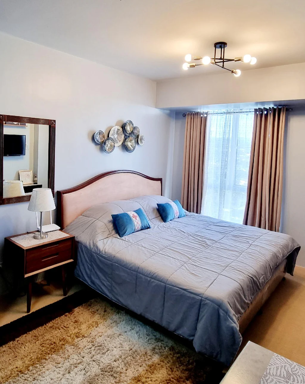 Pawie’s Sweet Escape w/ King-sized Bed in IT Park., Cebu, Philippines