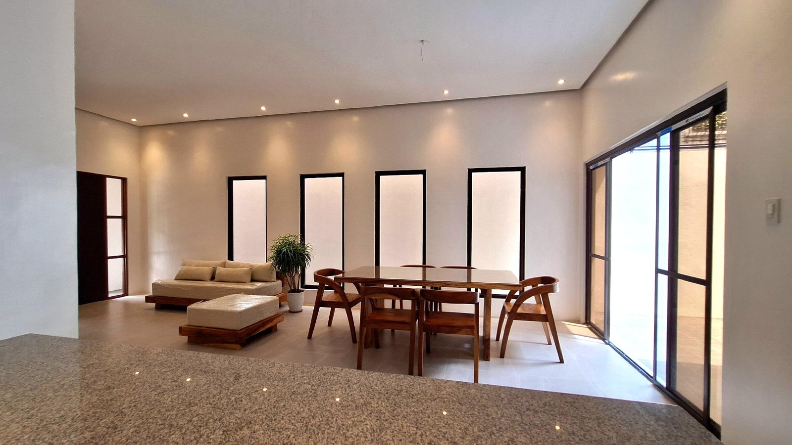 Pet-Friendly Tagaytay Summer House