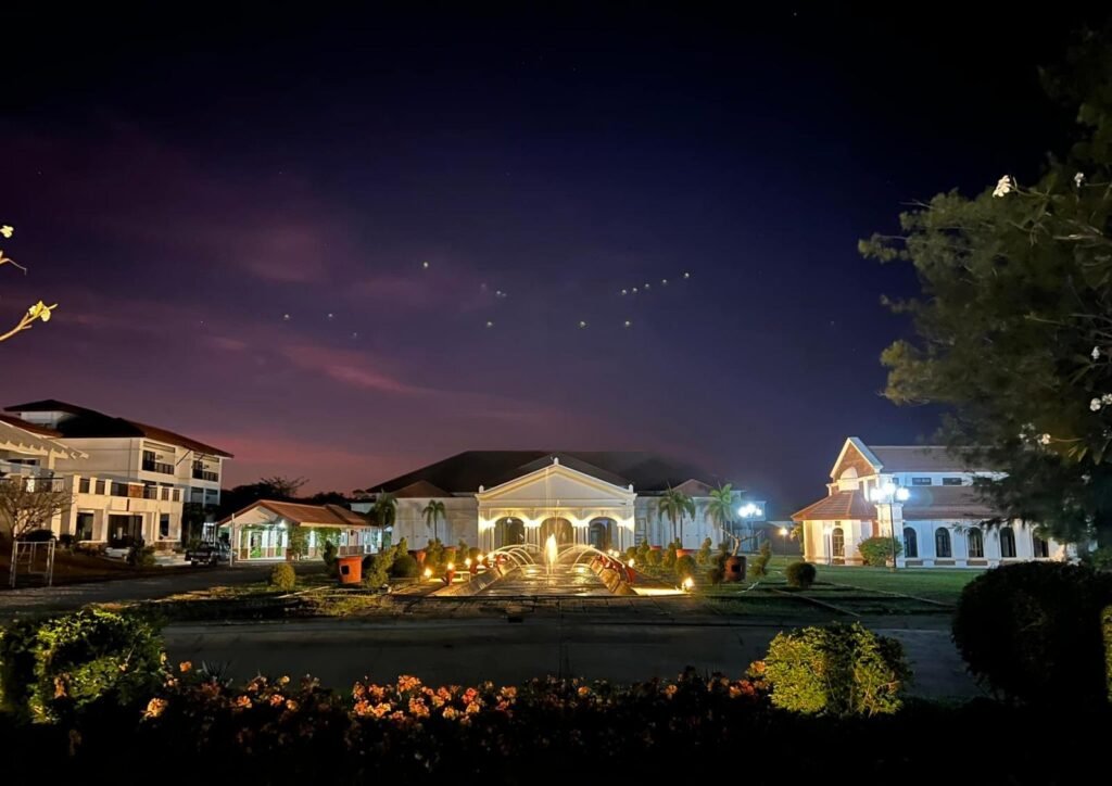 Plaza Del Norte Hotel and Convention Center
