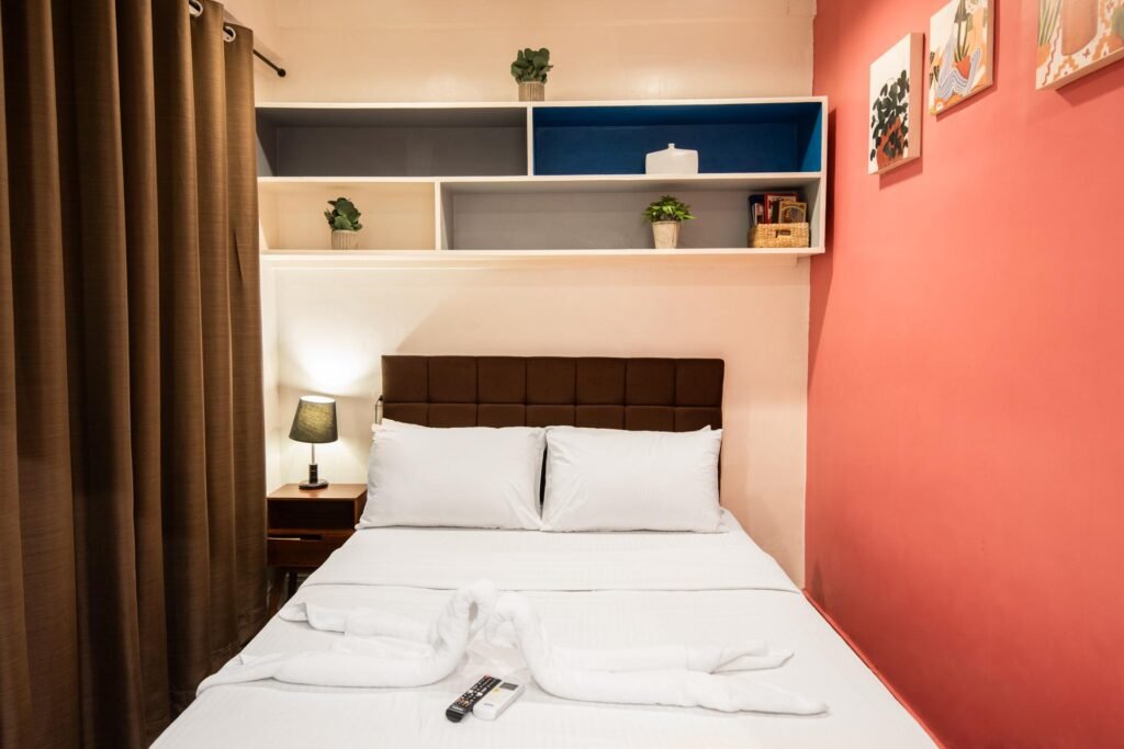 Private Room 02 - Poblacion Makati House