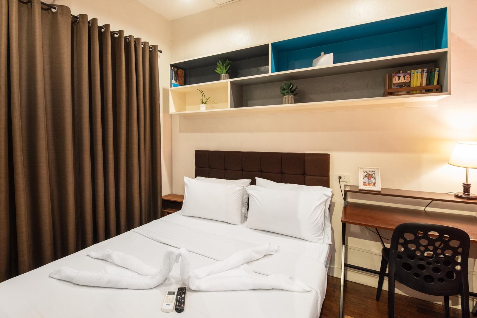 Private Room 08 - Poblacion Makati House