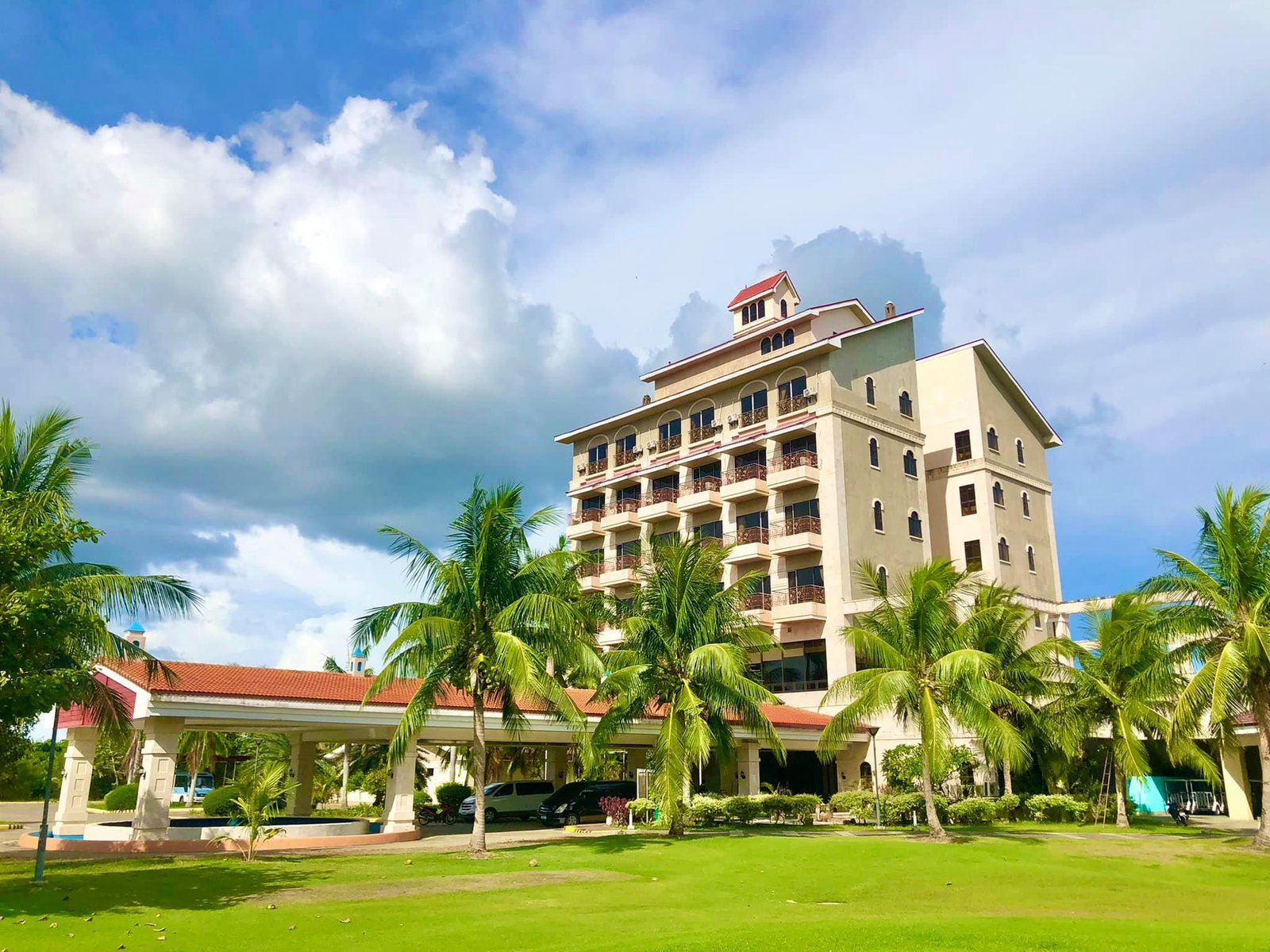 Queens Island Golf & Village