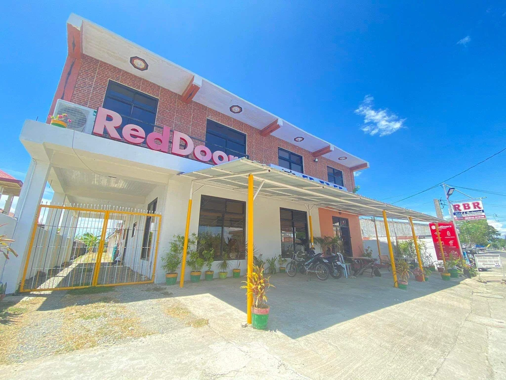 RBR Hotel and Restaurant near Hundred Islands, Alaminos City, Philippines