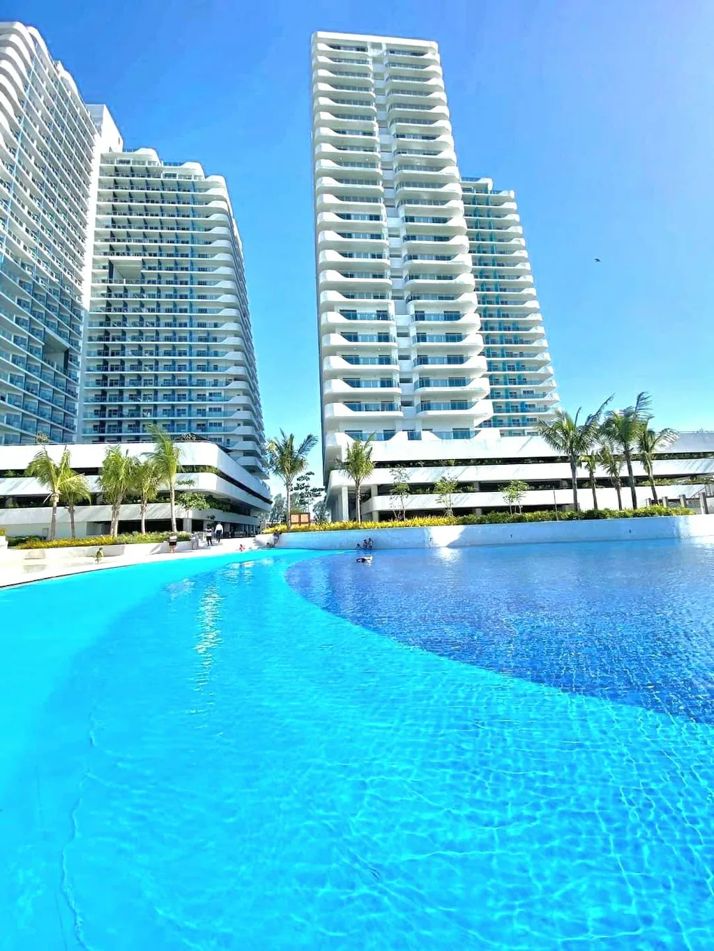 RJS Suite AzureNorth Staycation, San Fernando (Pampanga), Philippines