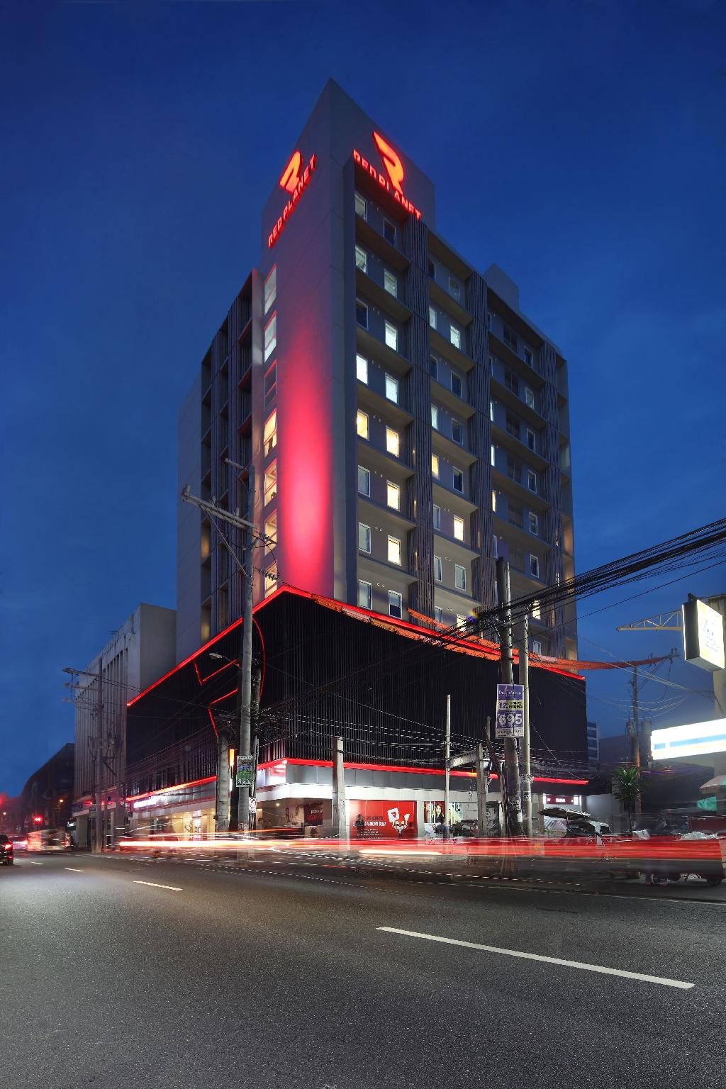 Red Planet Cubao Aurora Boulevard