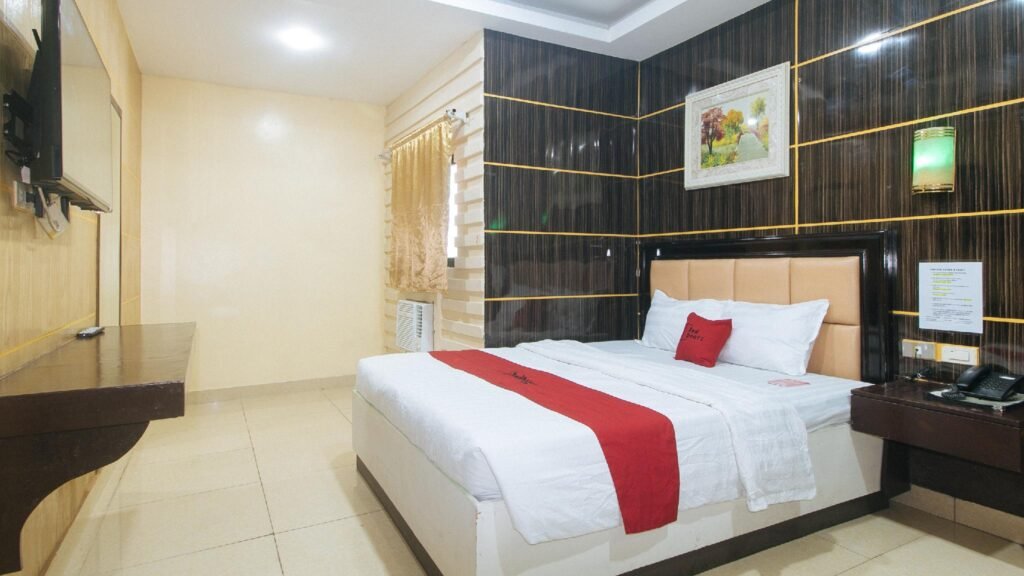 RedDoorz @ Winter Hotel Araneta