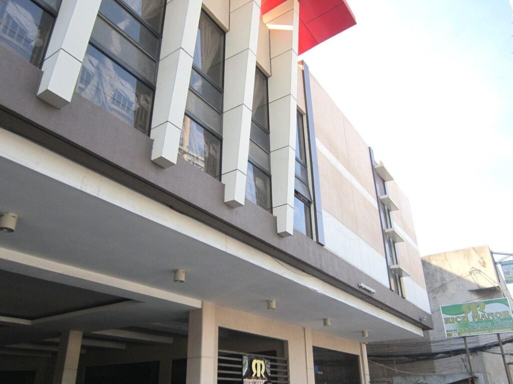 Rich Manor Pension House