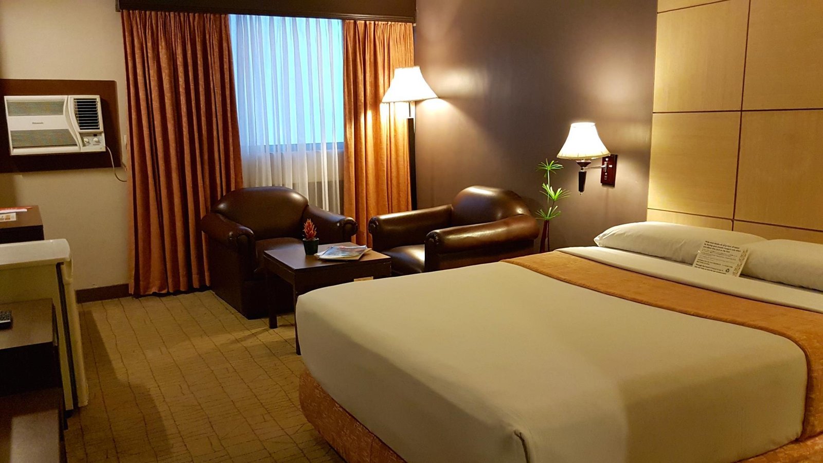 Riviera Mansion Hotel