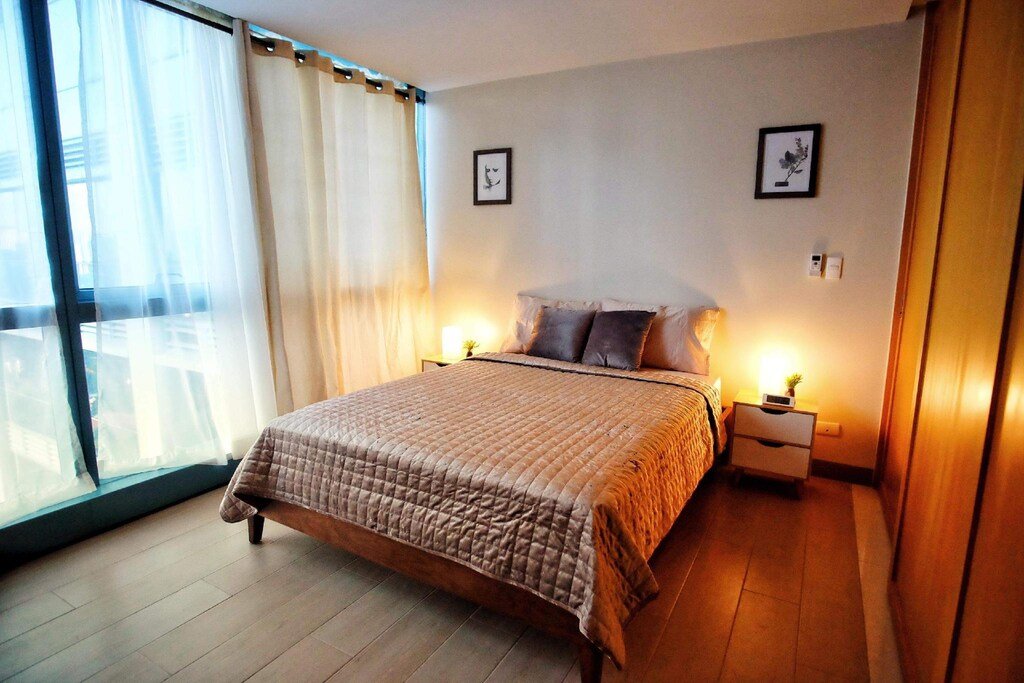RonHaus: One Uptown Residence in the heart of BGC