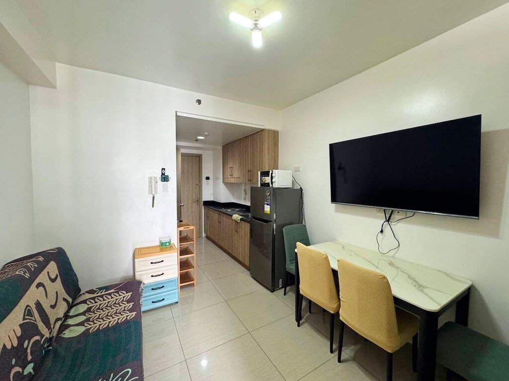 Shore 1 Residences MOA PASAY NAIA Manila Philippines Magnificent 4 Star Hotel Stay Review and Travel Guide