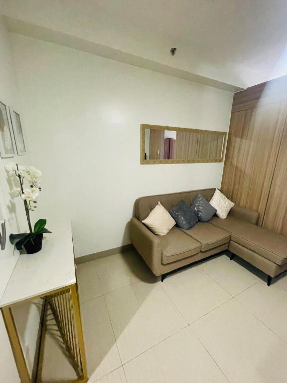 Shore Residences MOA -Modari Pool & Sky View Condo, Manila, Philippines