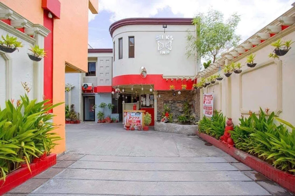 Silks Inn Hotel, Angeles / Clark, Philippines