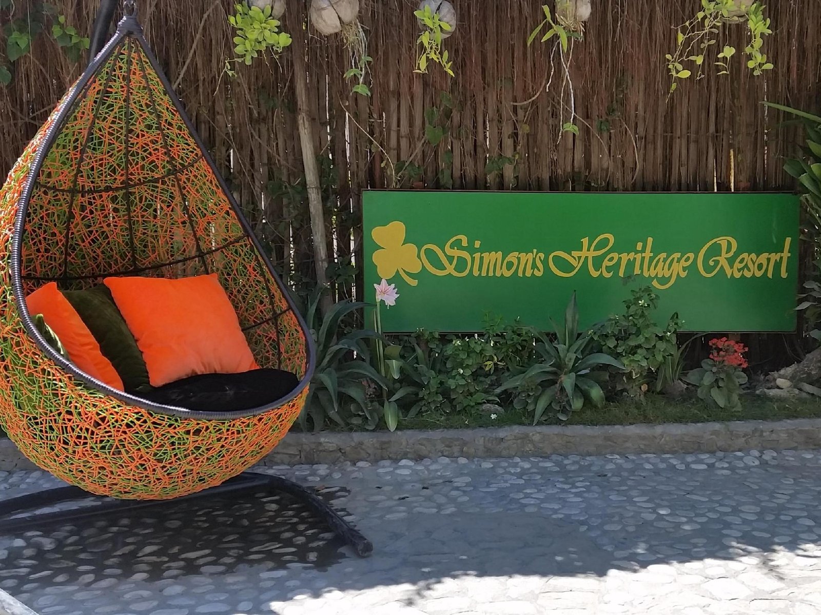 Simons Heritage Resort Puerto Galera