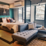 Spacious Bedroom deluxe with balcony near Rockwell