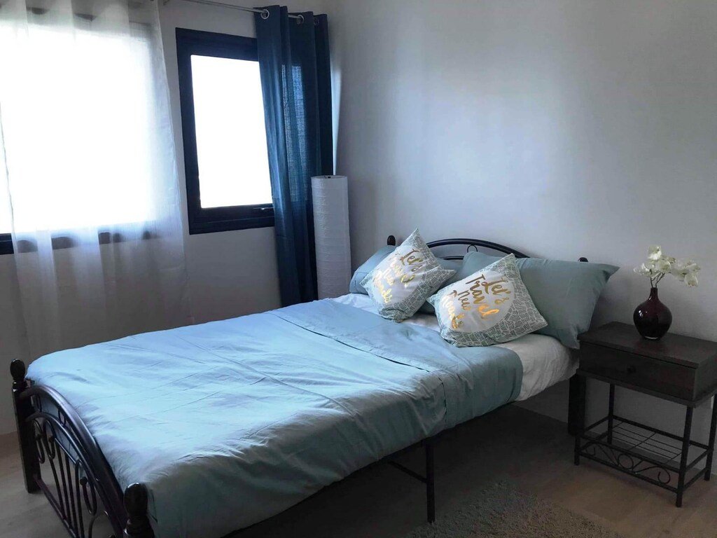 Spacious Condo at Studio A Katipunan QC (w/ Wifi), Manila, Philippines