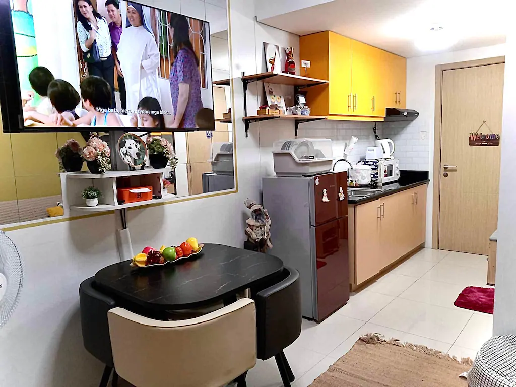 Staycation at the Fern, Manila, Philippines Reviews and Travel Guide: The Ultimate 2.5 Star Urban Escape for Unforgettable Holiday Getaways