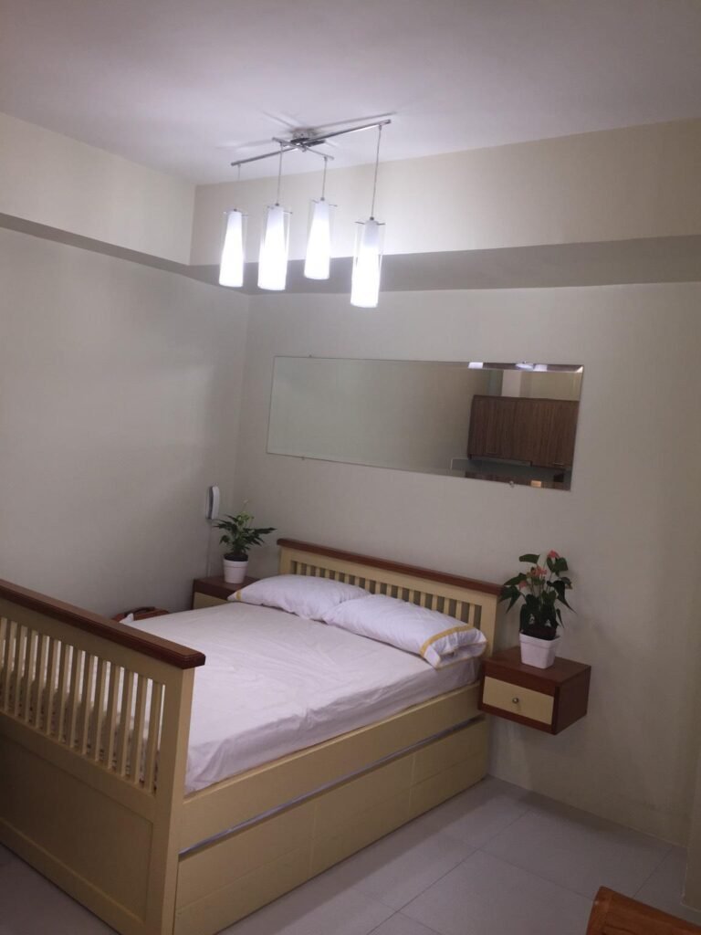 Studio unit at The Pearl Place Ortigas