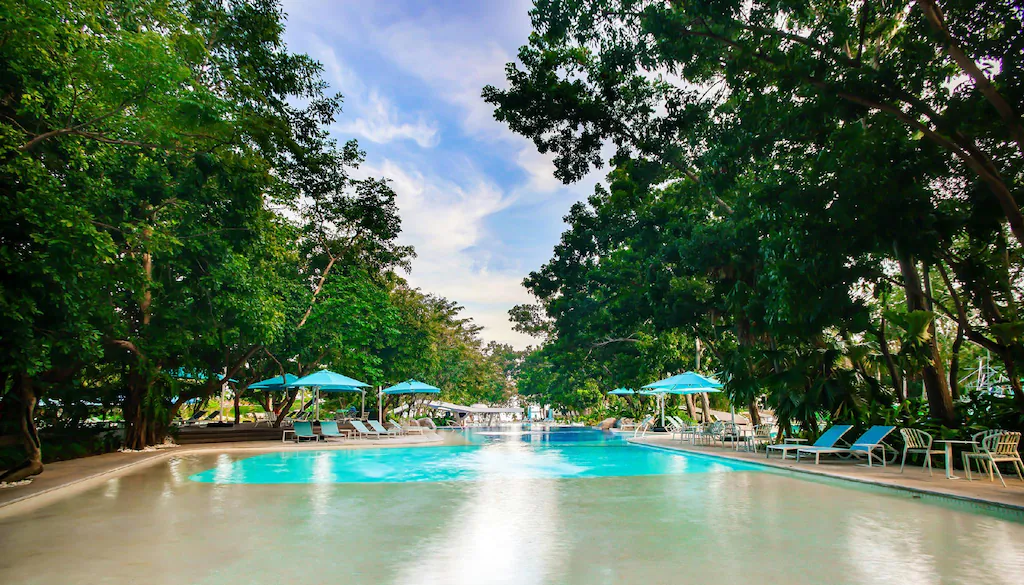 Tambuli Seaside Resort and Spa Cebu Reviews and Travel Guide