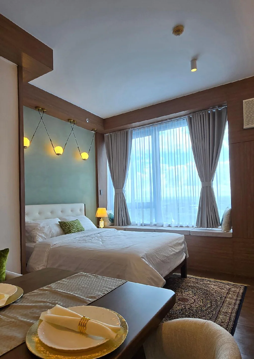 The Balmy Room @ Entrata Urban Complex, Manila, Philippines