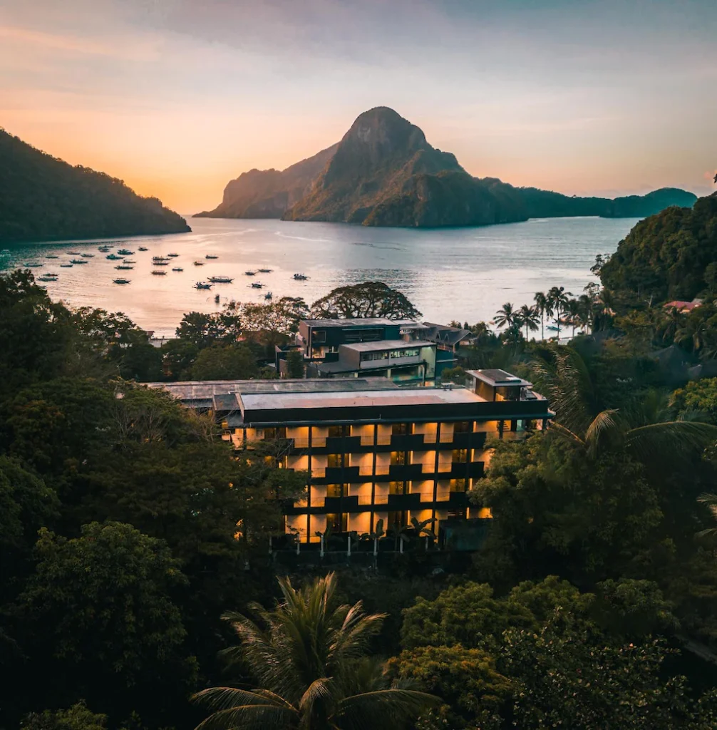 The Funny Lion El Nido Palawan Reviews and Travel Guide