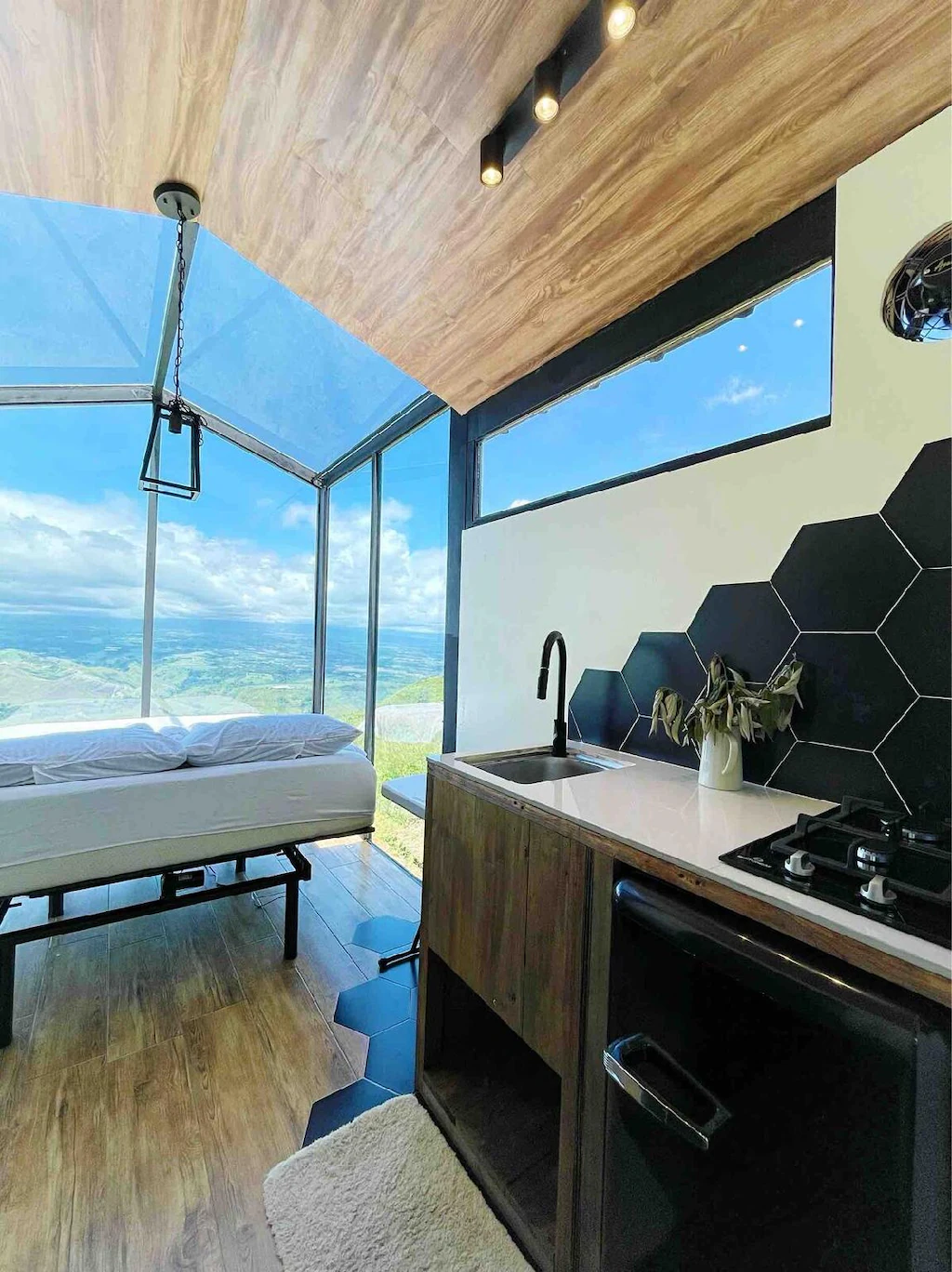 The Glass Cabin, Manolo Fortich, Philippines