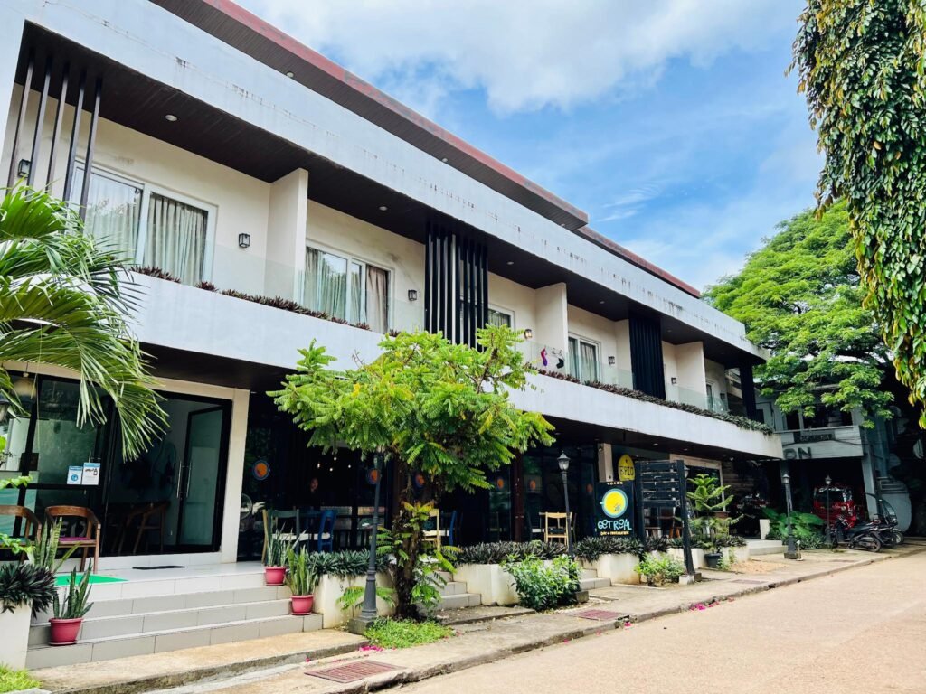 Treetop Suites