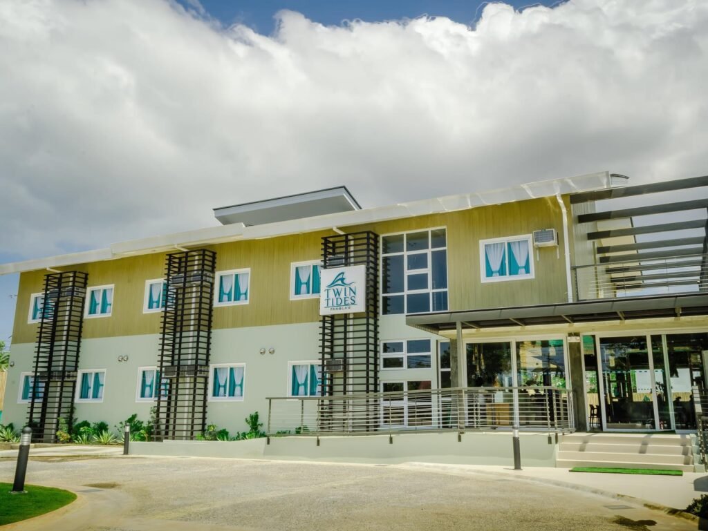 Twin Tides Resort