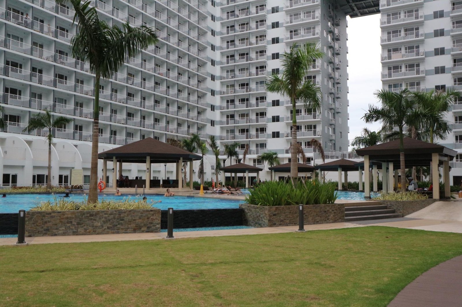 USP Suites at SHELL Residences