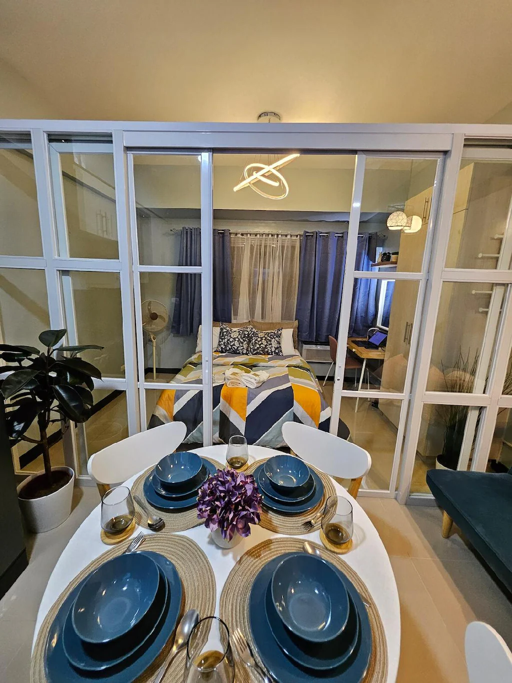 Urban Escape at Morgan Suites McKinley Hill, BGC, Manila, Philippines