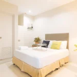 UrbanView @ Lacson Street Bacolod City by RedDoorz, Bacolod (Negros Occidental), Philippines