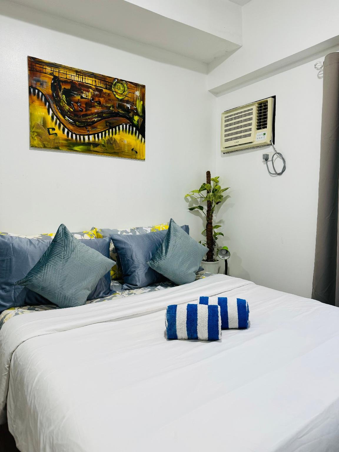 VINIA INFINITY STUDIO 1 NEAR MALLS AND MRT STATION