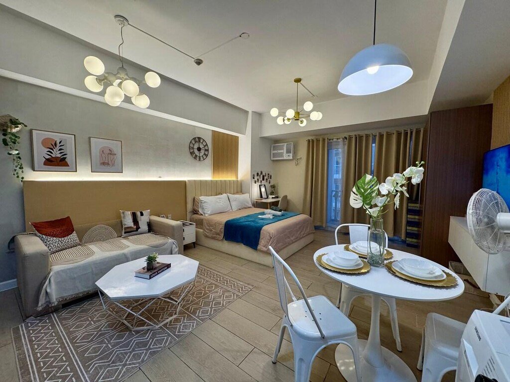 Venice Condo Manila Reviews and Travel Guide