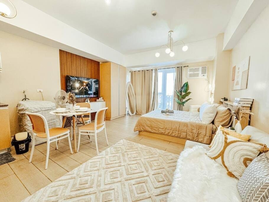 Venice Luxury Residences Manila Philippines Reviews Travel Guide