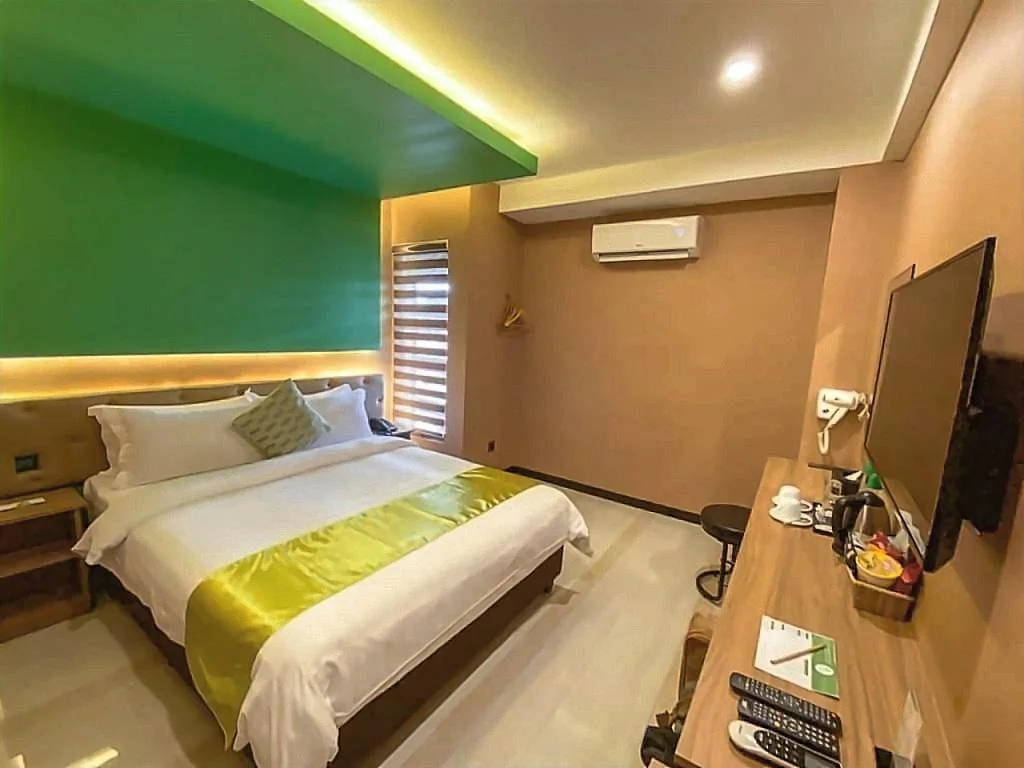 Vivien’s Hotel, Cebu, Philippines