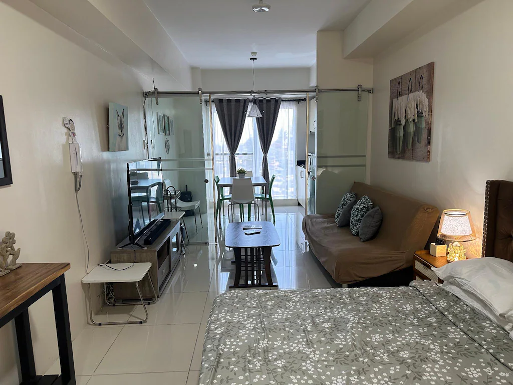 Wind Residences Tagaytay l Zen Relaxing Condo, Tagaytay, Philippines