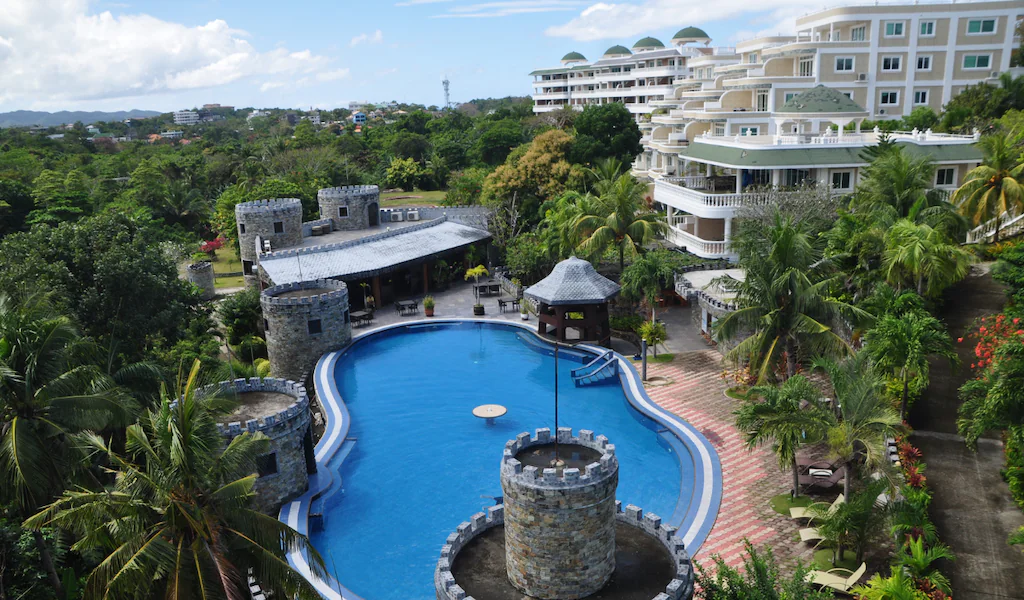 Lingganay Boracay Hotel Resort: A Hidden Tropical Sanctuary for Families