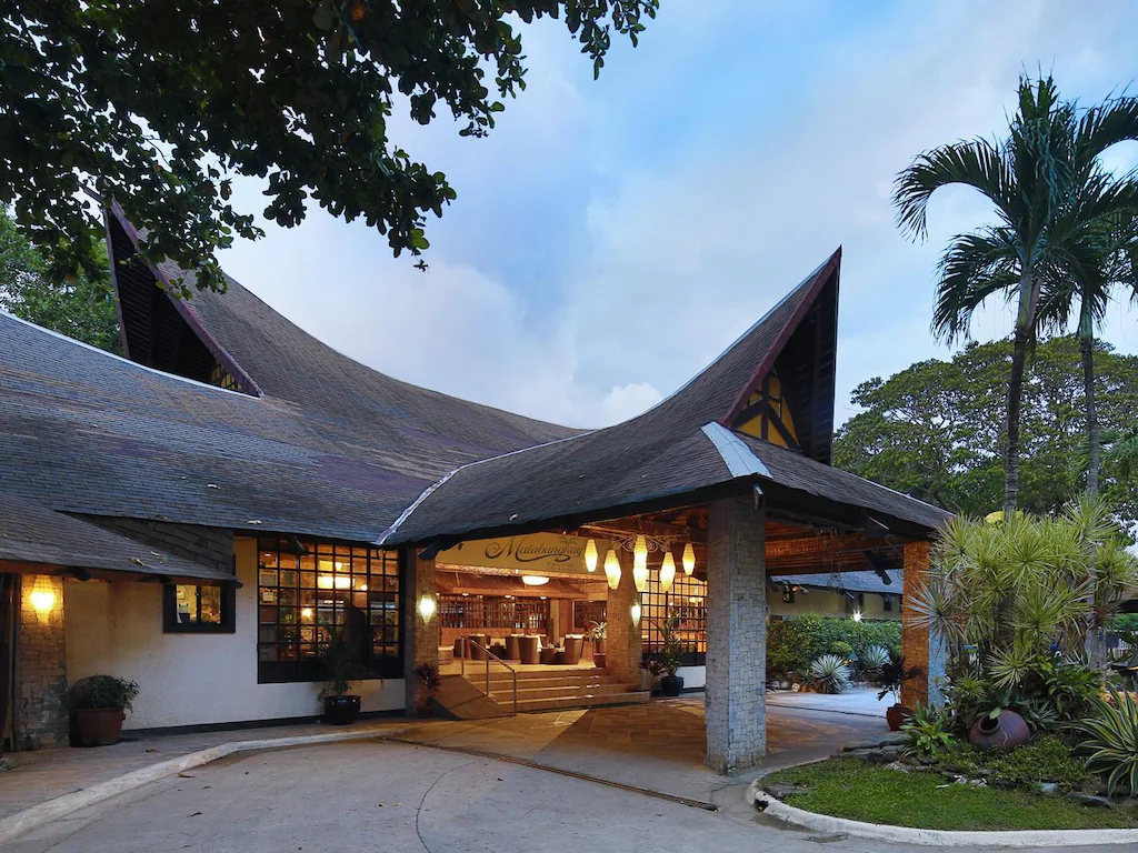 Matabungkay Beach Hotel Batangas: A Heritage Escape Guide