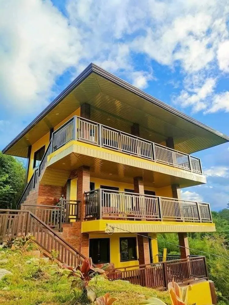 ramfels paradise resort, Lake Sebu, Philippines