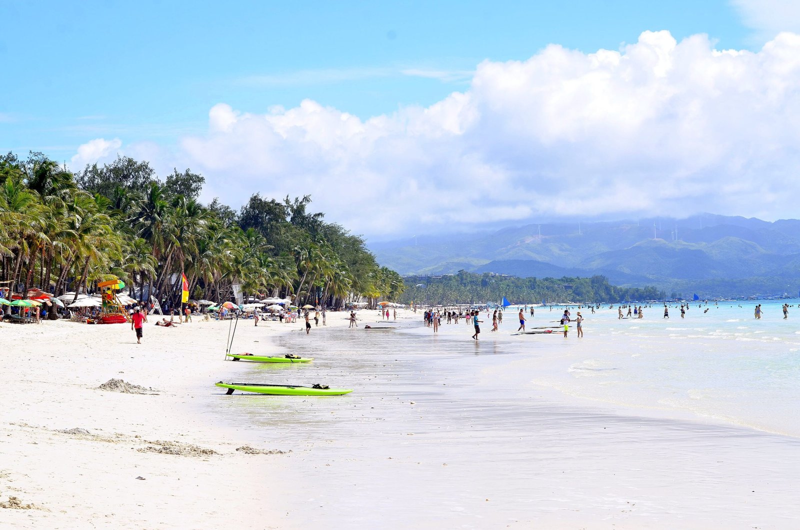 The Best Philippines Beach Vacations for Families