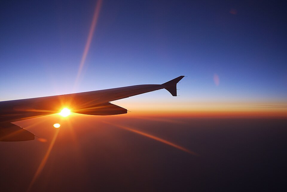 Master the Calendar: When to Book Holiday Flights for the Best Deals
