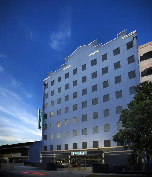 Hotel 81 Premier Hollywood Singapore Reviews and Travel Guide