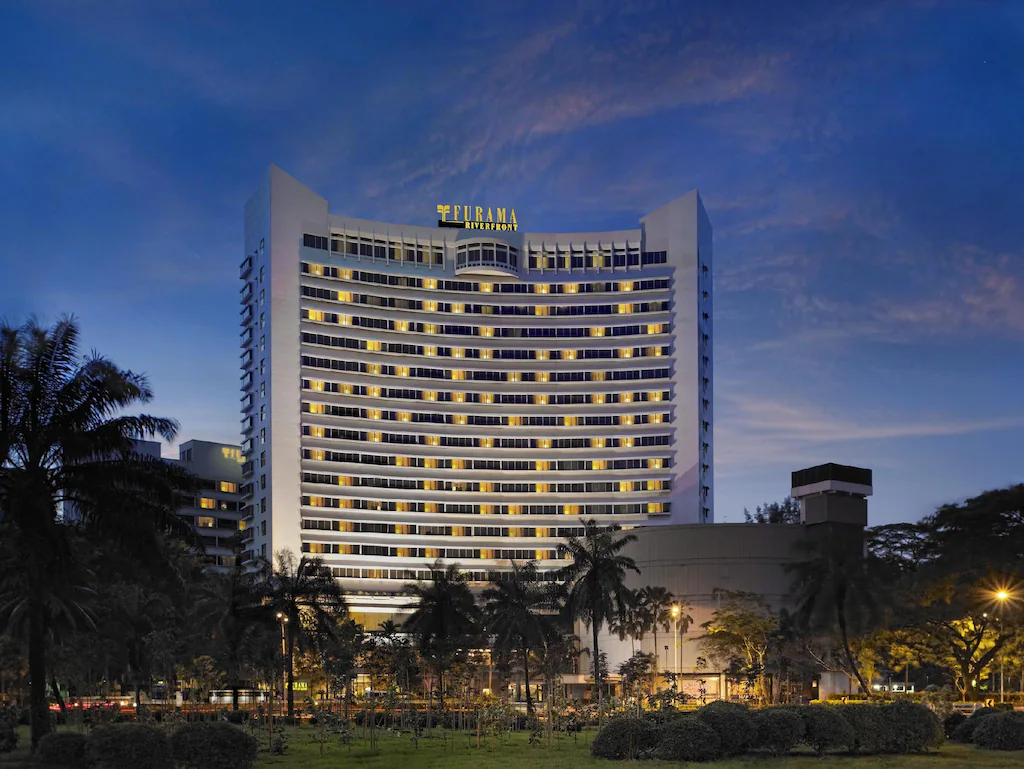 Furama RiverFront Singapore Reviews & Ultimate Travel Guide