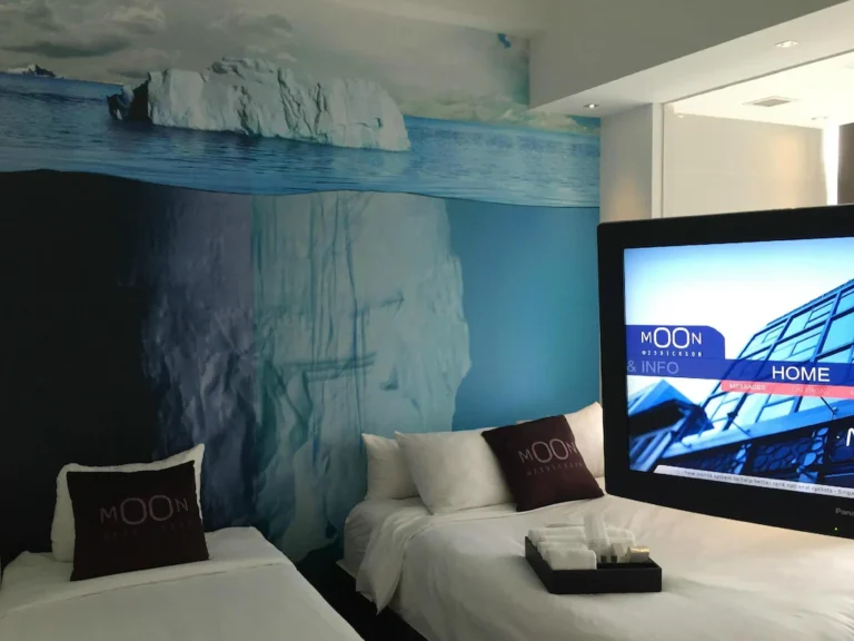 Moon 23 Hotel 3 Star Reviews and Travel Guide Book Now