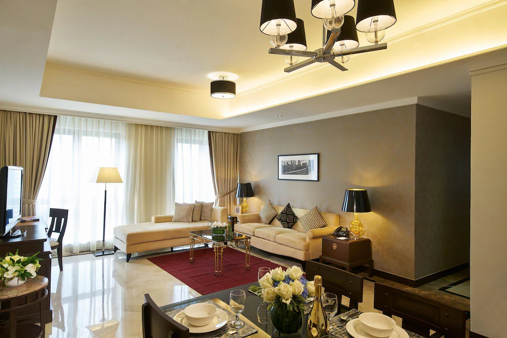 Orchard Parksuites by Far East Hospitality: Outstanding 4-Star Reviews & Travel Guide For Unbeatable Convenience
