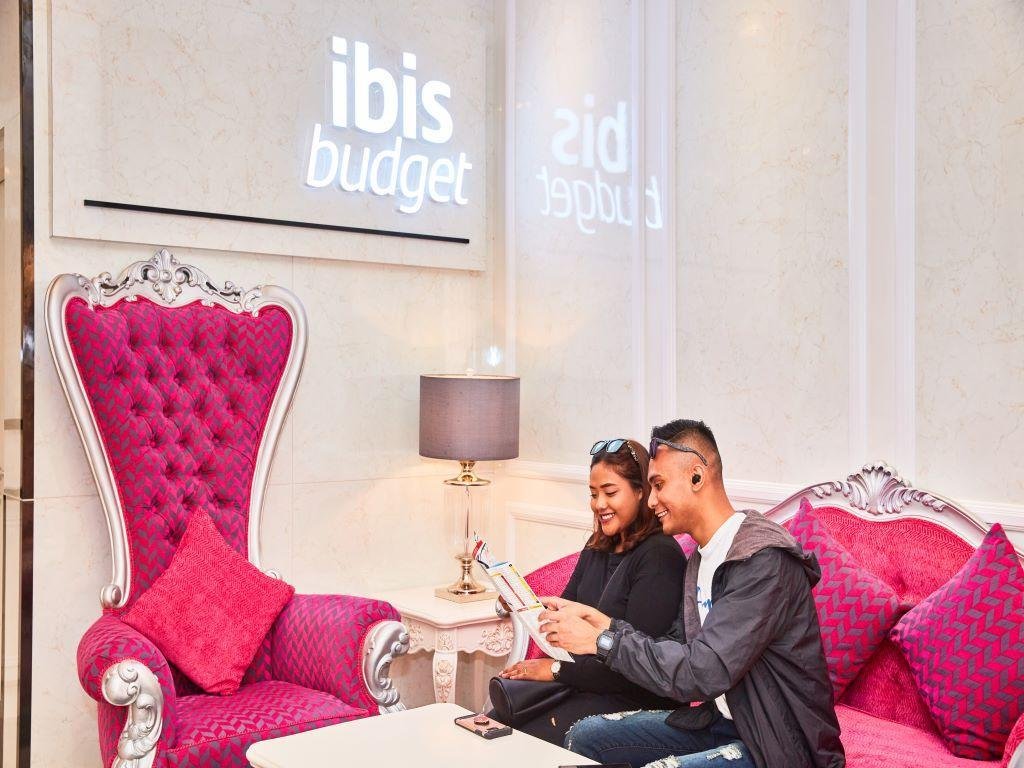 ibis budget Singapore Joo Chiat: Unbeatable 2-Star Budget Hotel Singapore Accommodation Reviews & Travel Guide – Why This Delightful Gem is Your Absolute Smartest Choice to Save Unbelievable Money in the City